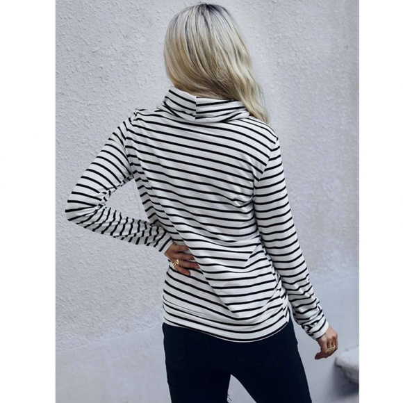 Striped Long Sleeve Tee Shirt White Black Drawstring Neck - Picture 4 of 5